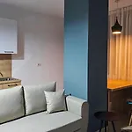 Otto Apartments